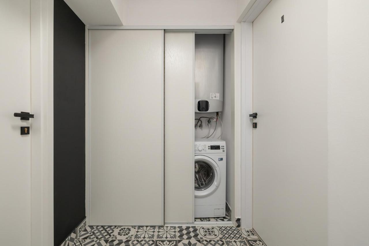 Modernly Arranged Apartments In Katowice By Noclegi Renters Extérieur photo