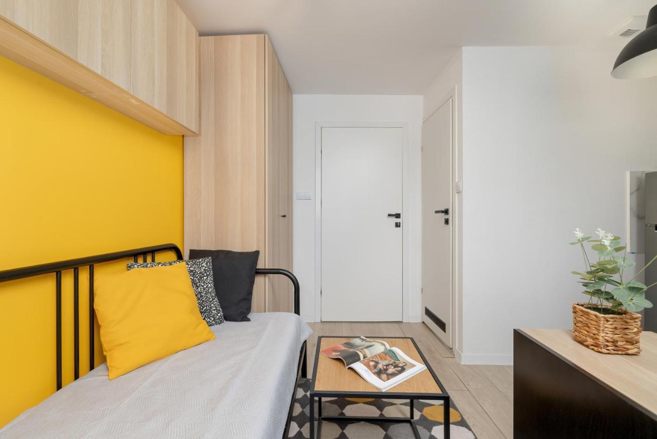 Modernly Arranged Apartments In Katowice By Noclegi Renters Extérieur photo