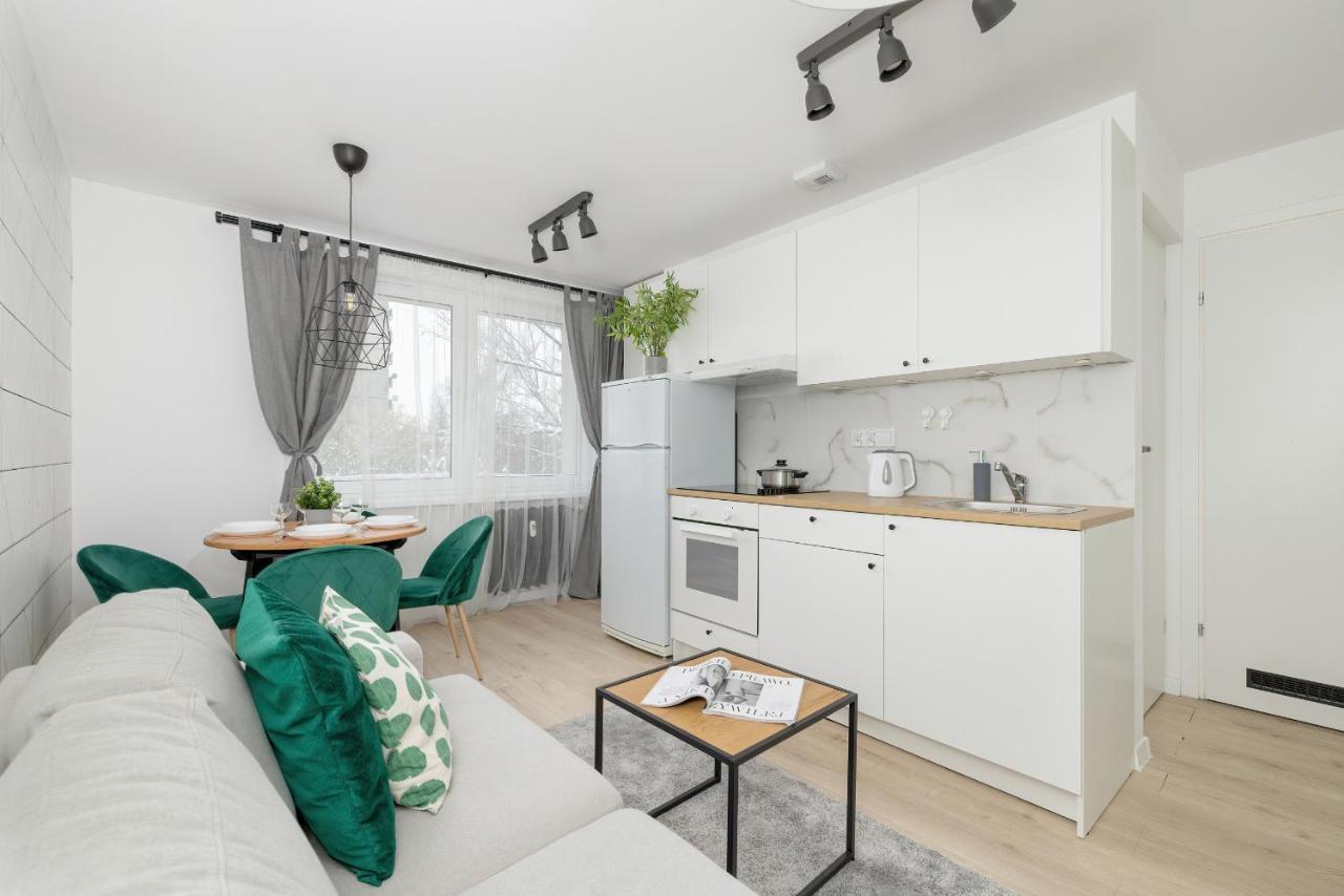 Modernly Arranged Apartments In Katowice By Noclegi Renters Extérieur photo