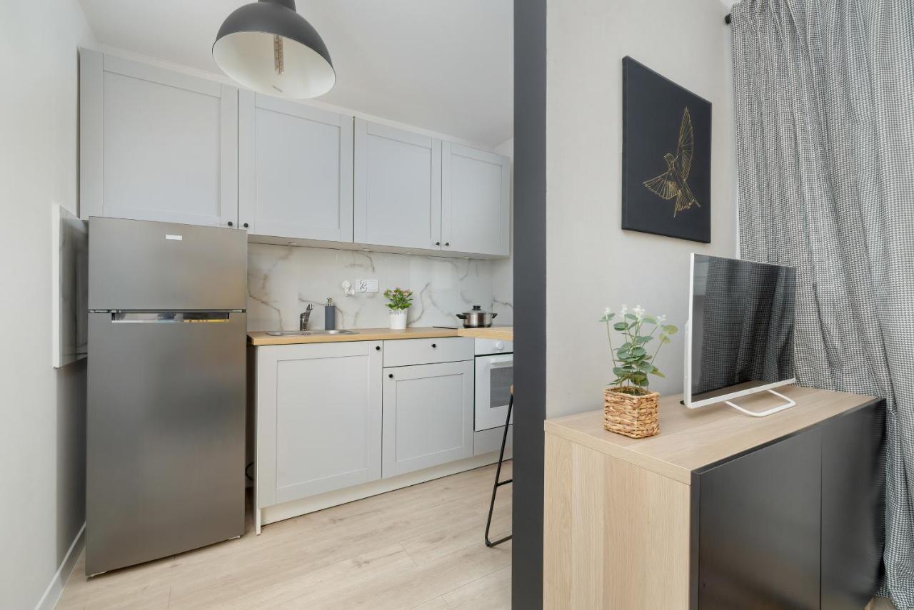 Modernly Arranged Apartments In Katowice By Noclegi Renters Extérieur photo